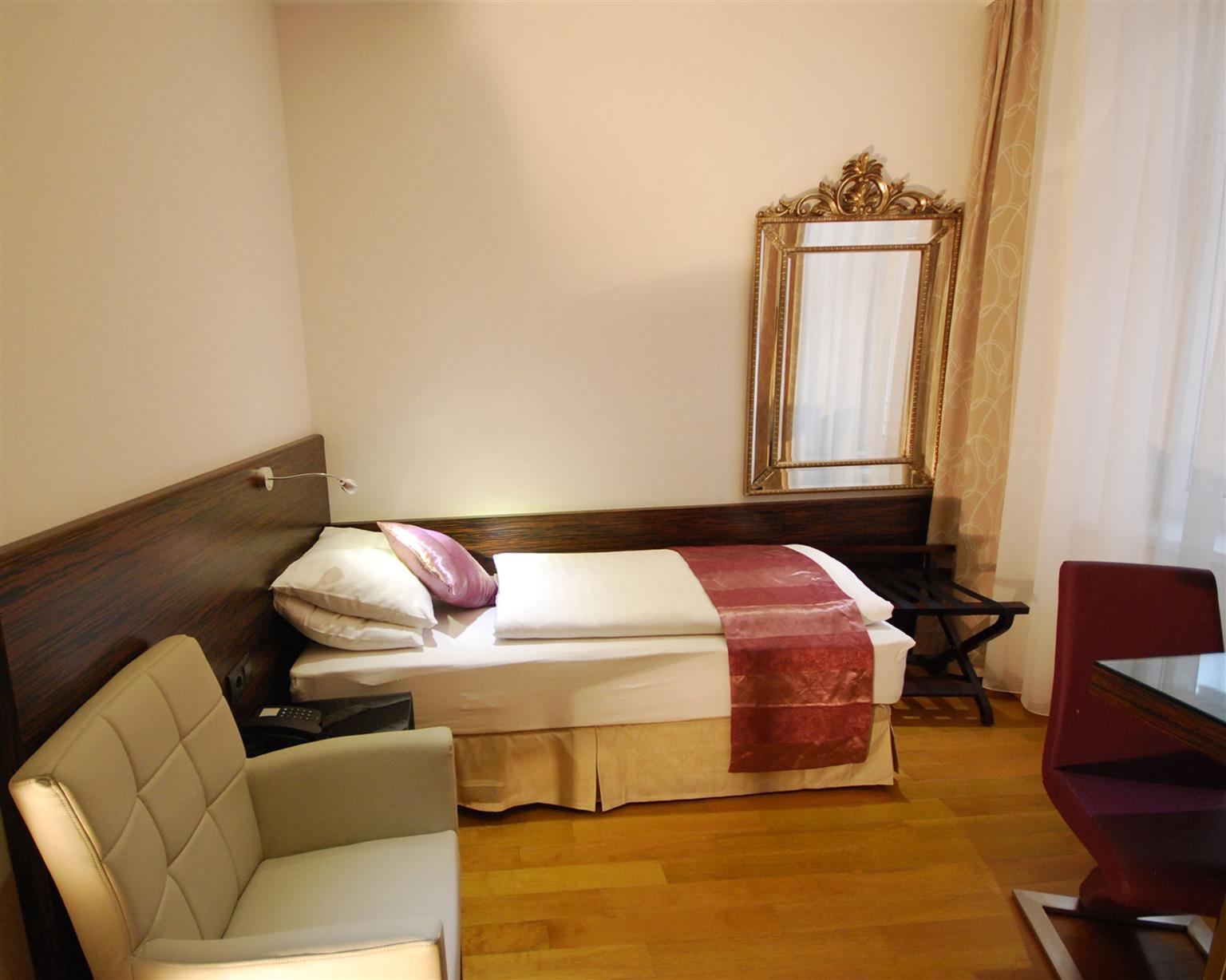 Western Arcadia 4* Wien